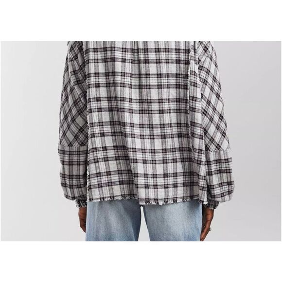 Gilded Intent Women’s L Frayed Flannel Shirt Plaid black, gray, burgundy NWT - Picture 4 of 13
